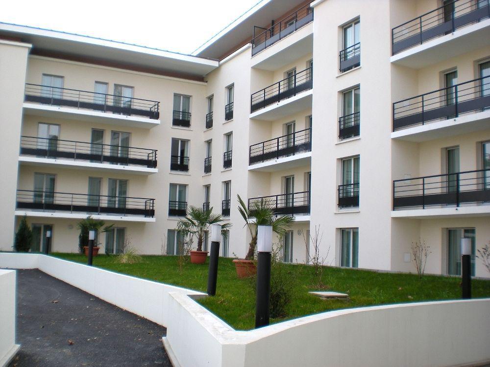 Comfort Suites Le-Port-Marly Paris Ouest لو بورْ مارْلي المظهر الخارجي الصورة
