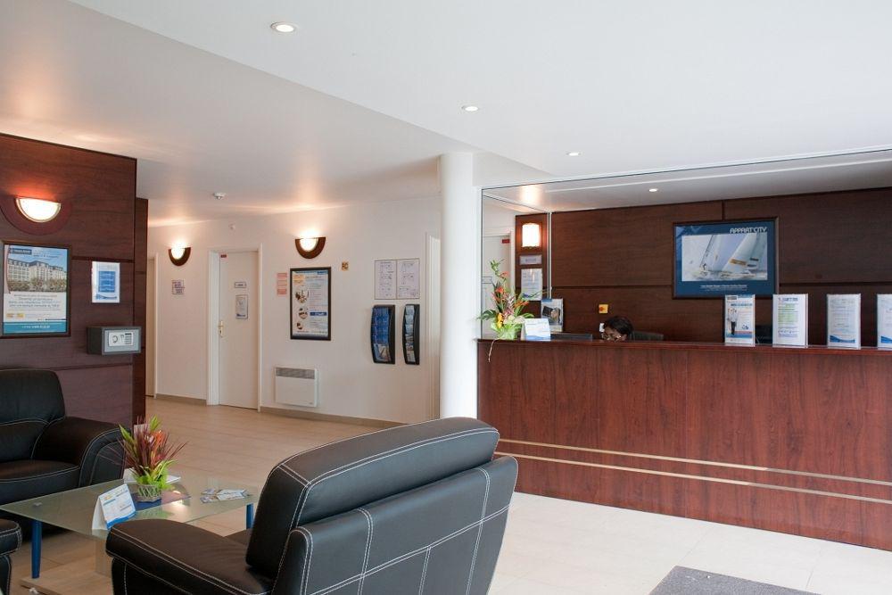 Comfort Suites Le-Port-Marly Paris Ouest لو بورْ مارْلي المظهر الخارجي الصورة