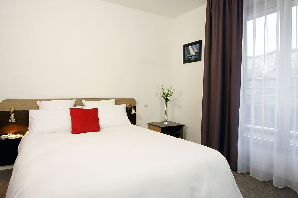 Comfort Suites Le-Port-Marly Paris Ouest لو بورْ مارْلي المظهر الخارجي الصورة